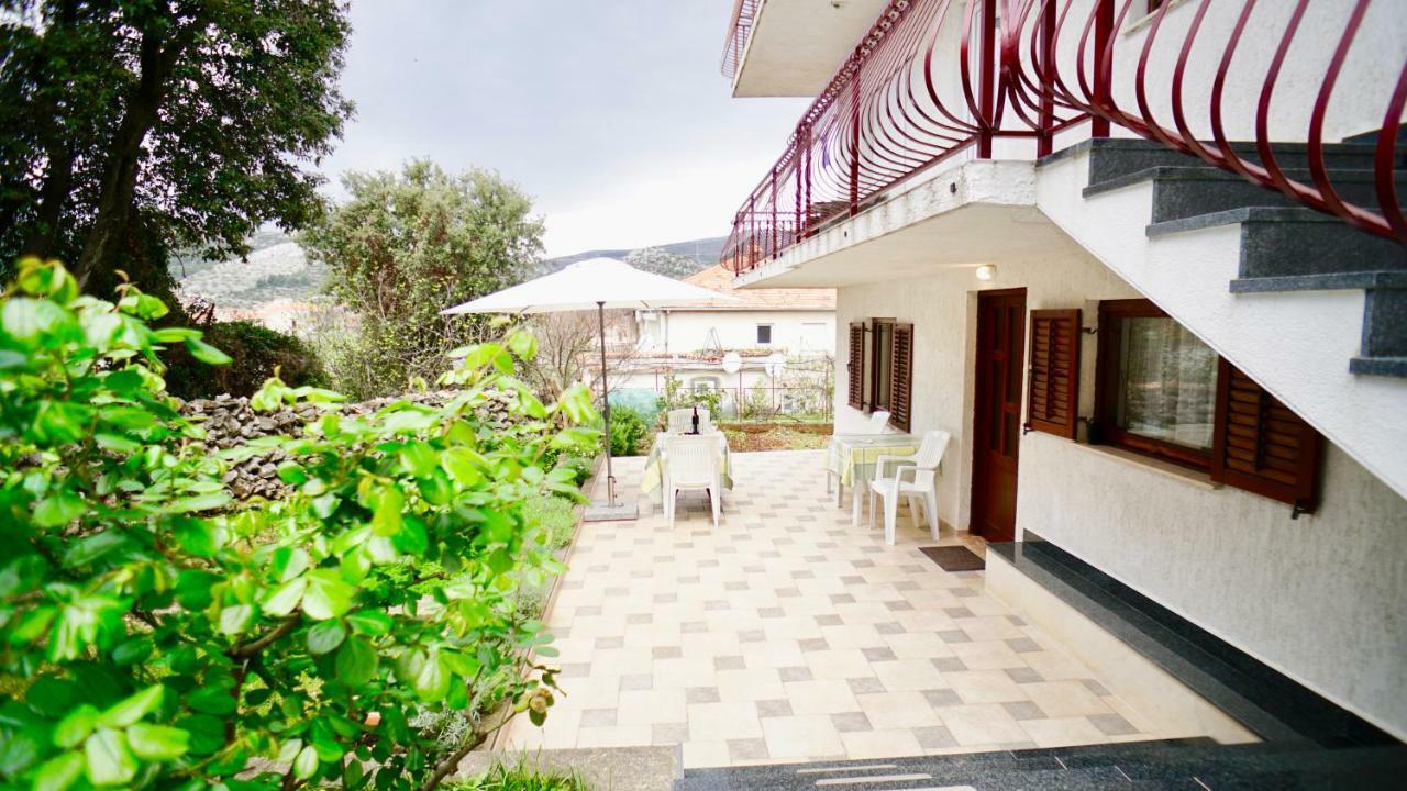 Maria Holiday Home Seget Vranjica Exterior photo